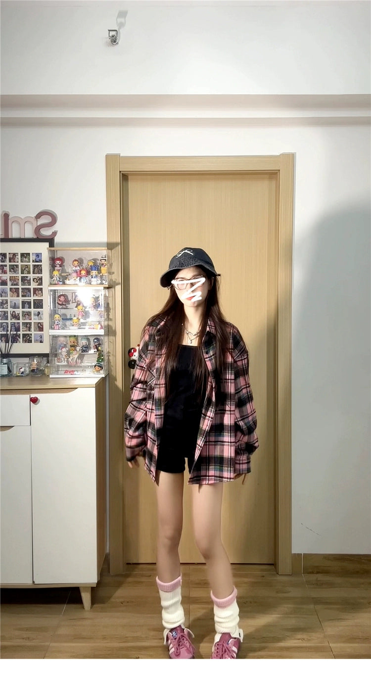Oversize Vintage Plaid Shirt Jacket - kawaii-inspired outfit in pastel colors - 7525564
