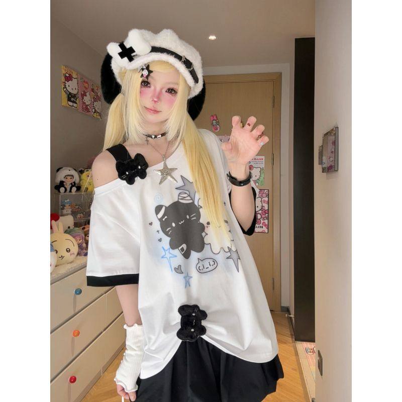 Cute Slanted Shoulder Cotton T-Shirt