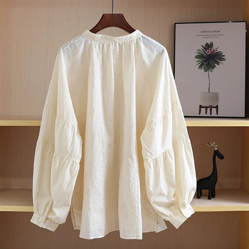 Jacquard Embroidery Balloon-Sleeve Blouse