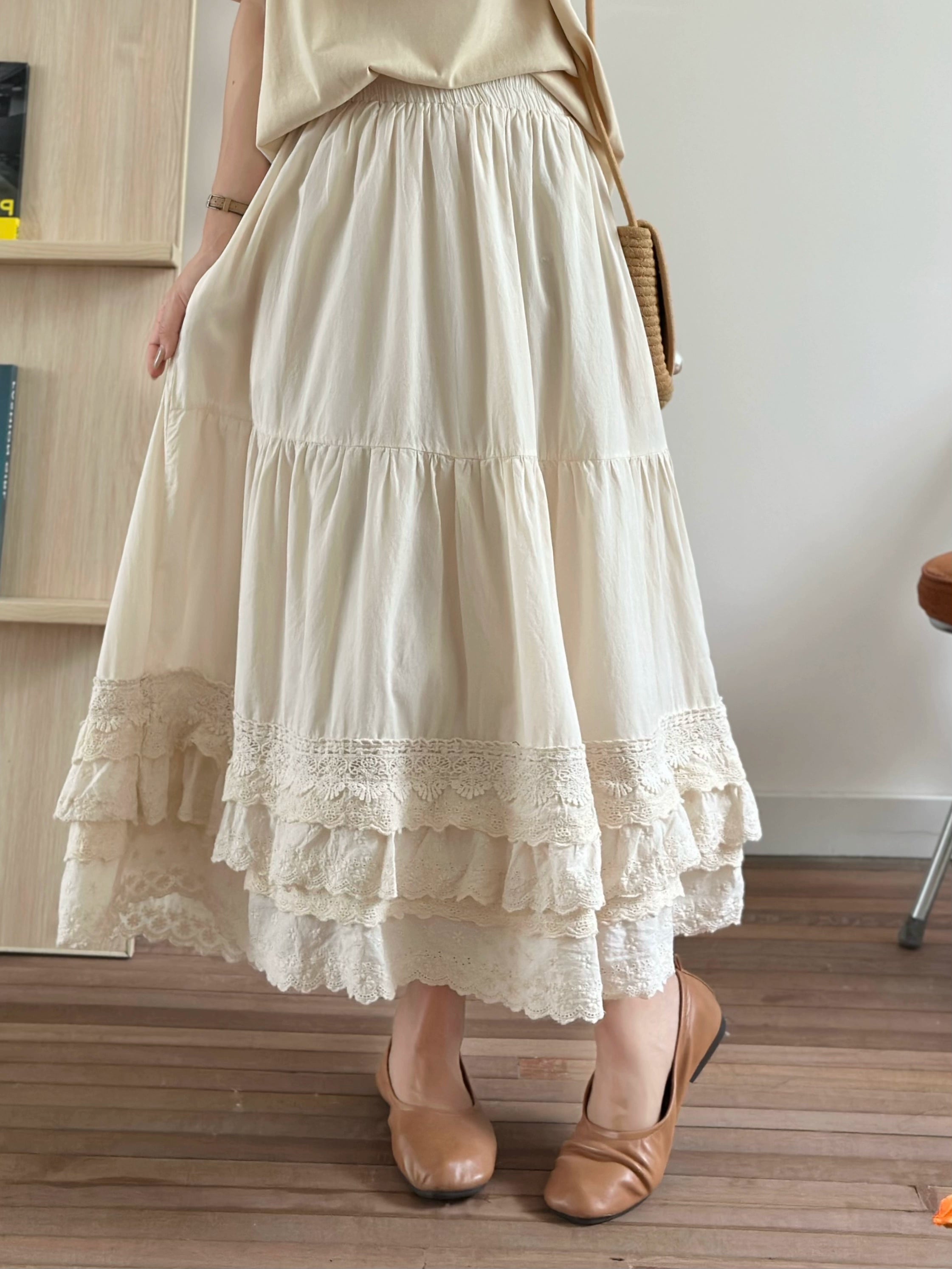 Sweet Retro Lace-Stitched Cotton Midi Skirt