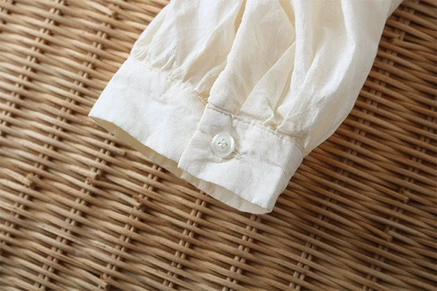 Jacquard Embroidery Balloon-Sleeve Blouse