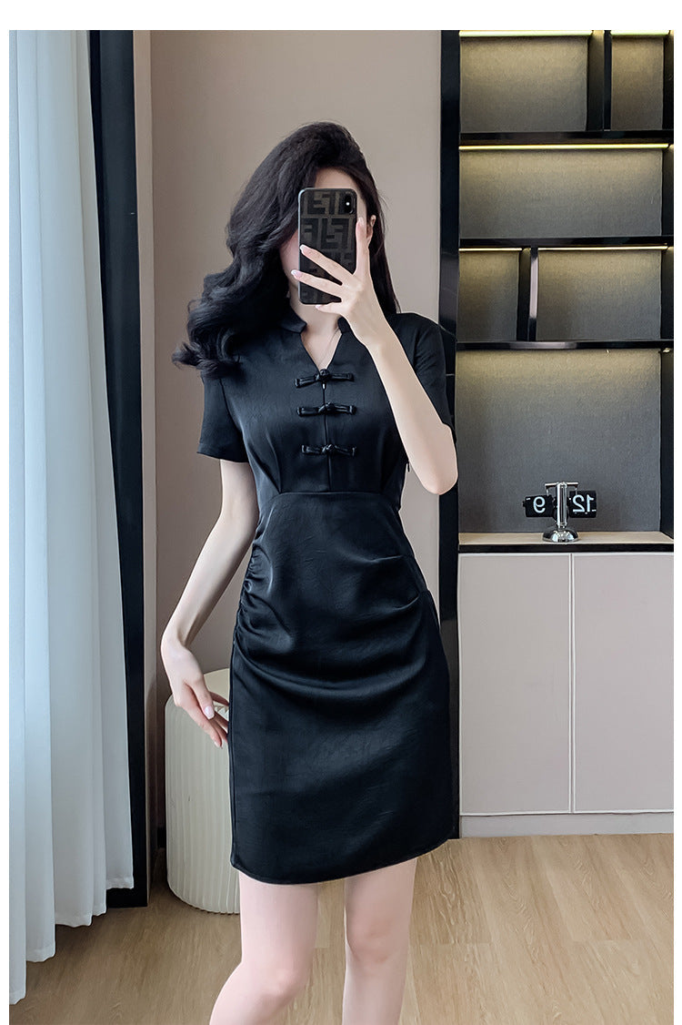 New Chinese-Style Women’s 2026 Petite Dress with Traditional Chinese Retro Buckle Design Slim Fit Black Dress