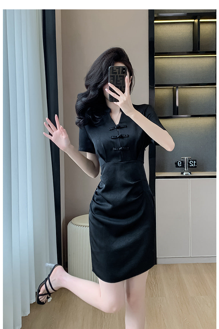 New Chinese-Style Women’s 2026 Petite Dress with Traditional Chinese Retro Buckle Design Slim Fit Black Dress