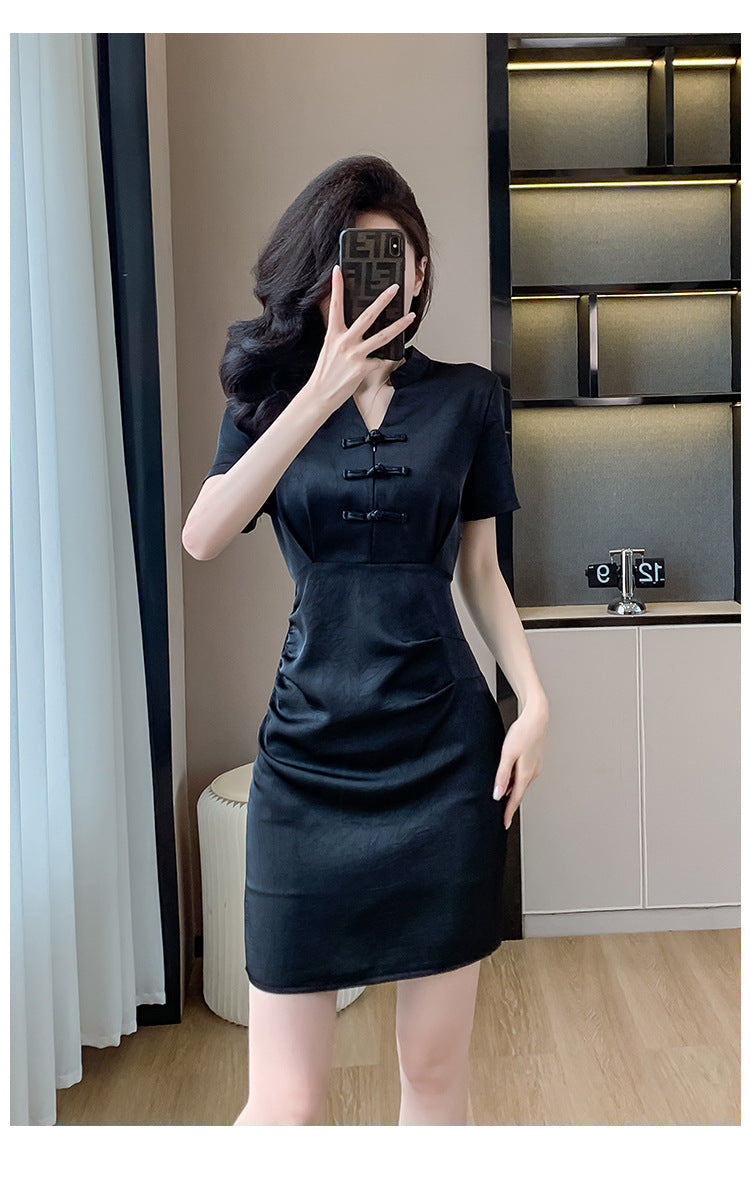 New Chinese-Style Women’s 2026 Petite Dress with Traditional Chinese Retro Buckle Design Slim Fit Black Dress