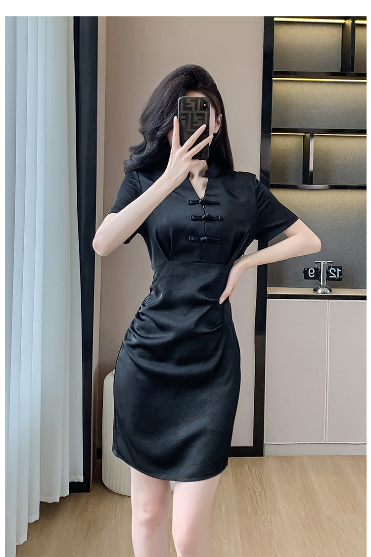 New Chinese-Style Women’s 2026 Petite Dress with Traditional Chinese Retro Buckle Design Slim Fit Black Dress