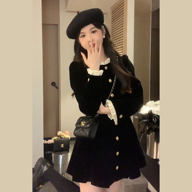 French-Style Hepburn-Inspired Black Dress with Ruffles for Women Early Autumn 2025 New Elegant Waist-Cinching Short