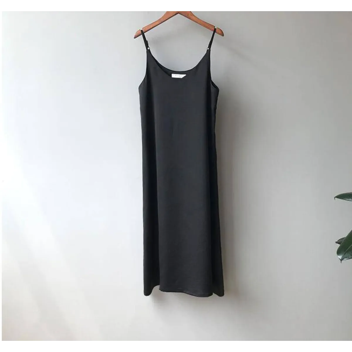 Satin Slip Dress Midi Sleeveless V-Neck Empire Waist - Black / M - Slip Dress
