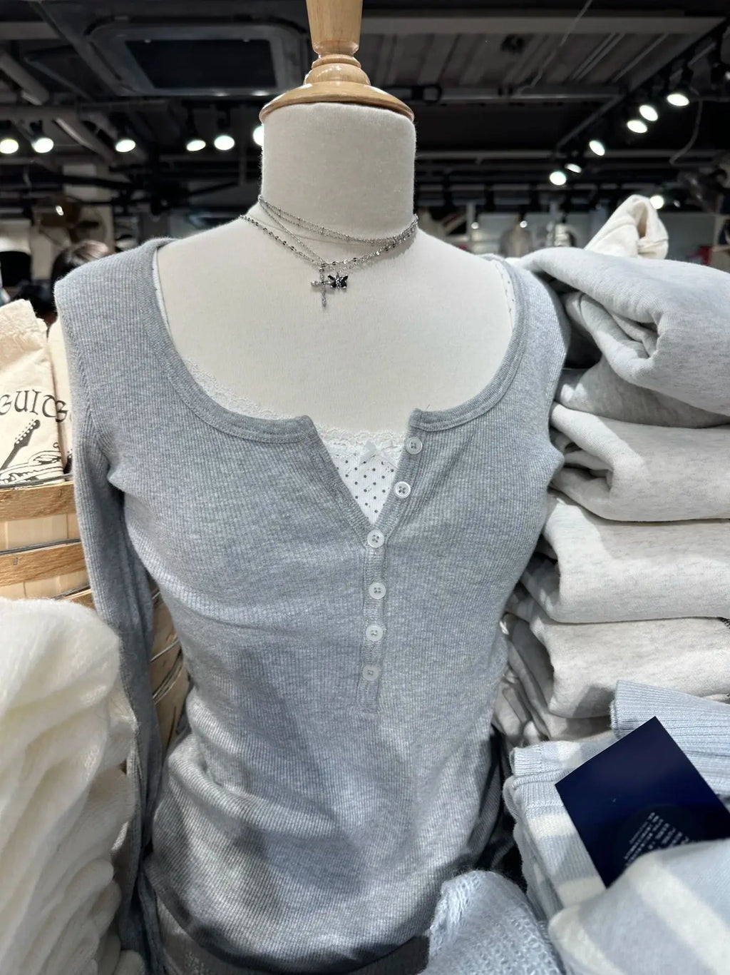 Six Buttons Ribbed Long Sleeve T-shirts Women Spring Round Neck Cotton Slim Tee Top Female Sweet Cute Pink Tshirt Y2k