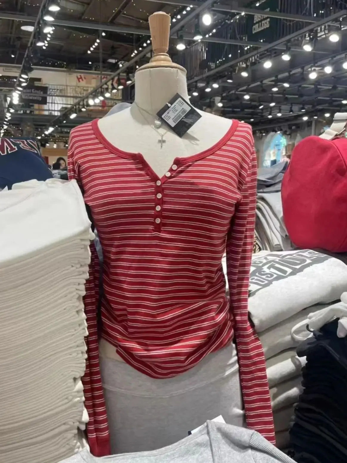 Six Buttons Ribbed Long Sleeve T-shirts Women Spring Round Neck Cotton Slim Tee Top Female Sweet Cute Pink Tshirt Y2k