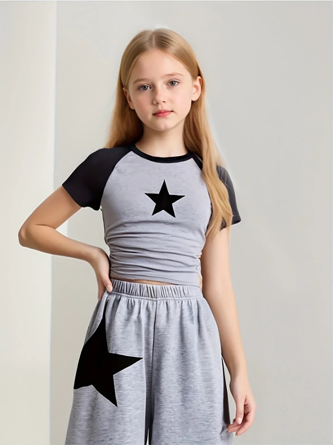 Trendy Items for Girls Girls’ Clothing 2-Piece Girls’ Outfit Back-To-School Clothing Star Pattern Gray Wide-Leg