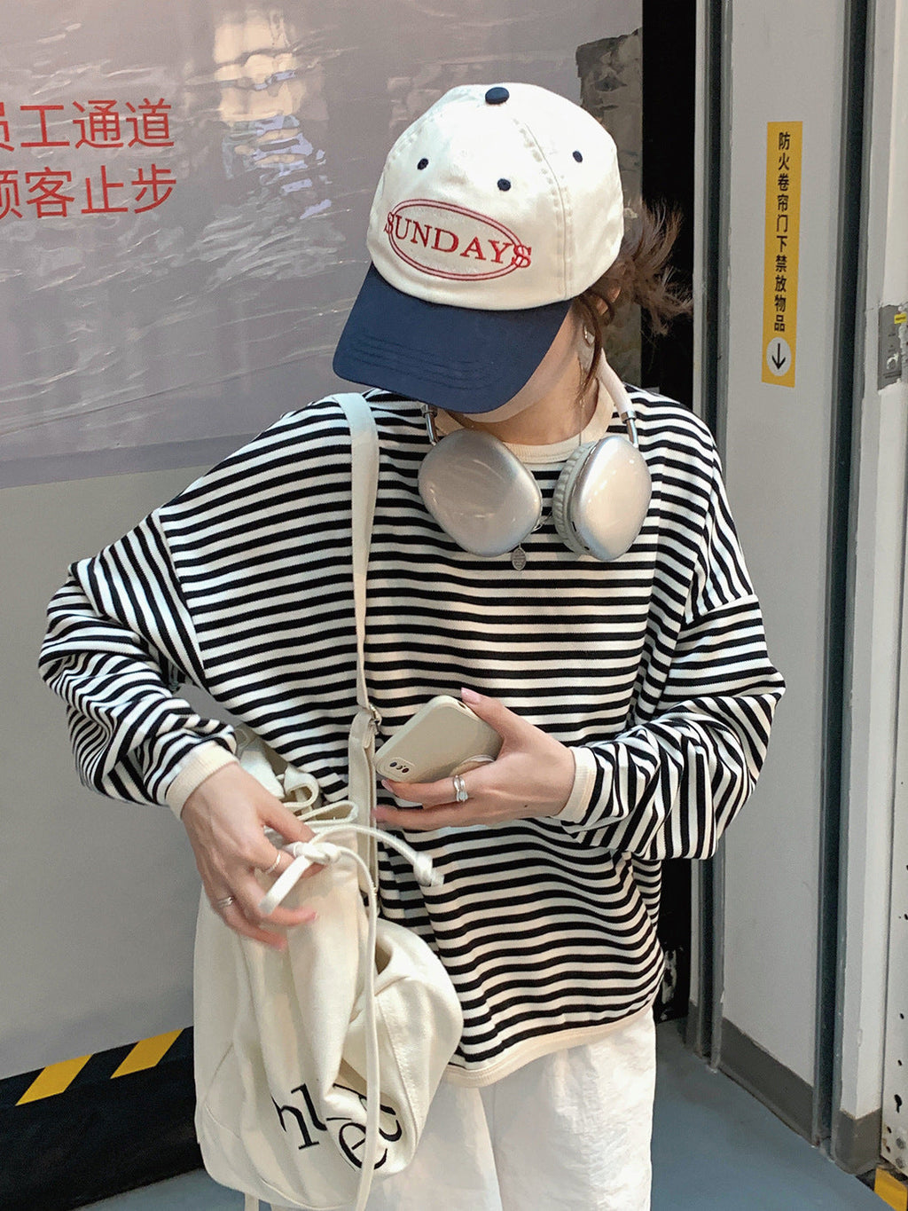 Striped Oversized K-Fashion Sweatshirt - kawaii-inspired outfit in pastel colors - 96164763