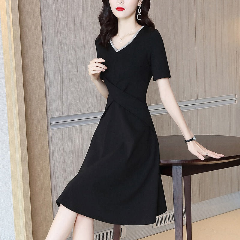 French Style Socialite Style V-neck Chain Stitching dress 2024 Summer New Elegant Retro Hepburn Style Black Dress